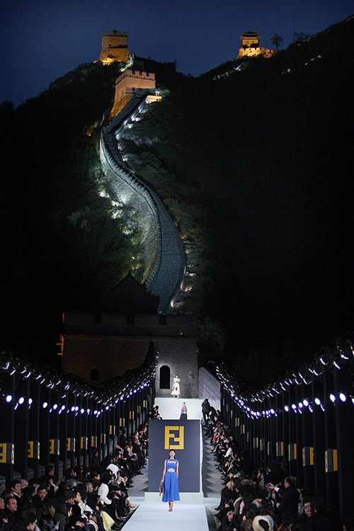 Fendi-Show von 2007 auf der Chinesischen Mauer / Foto: Fendi