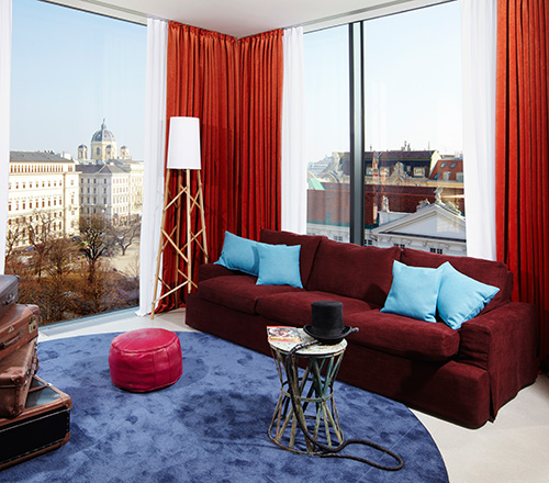Die Suite "Groschenroman" im 25hours Hotel Wien beim Museumsquartier